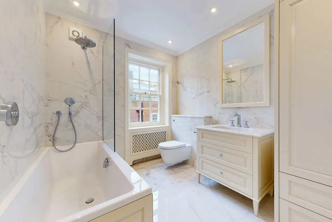 Upper Brook Street, Mayfair, London, photo 11