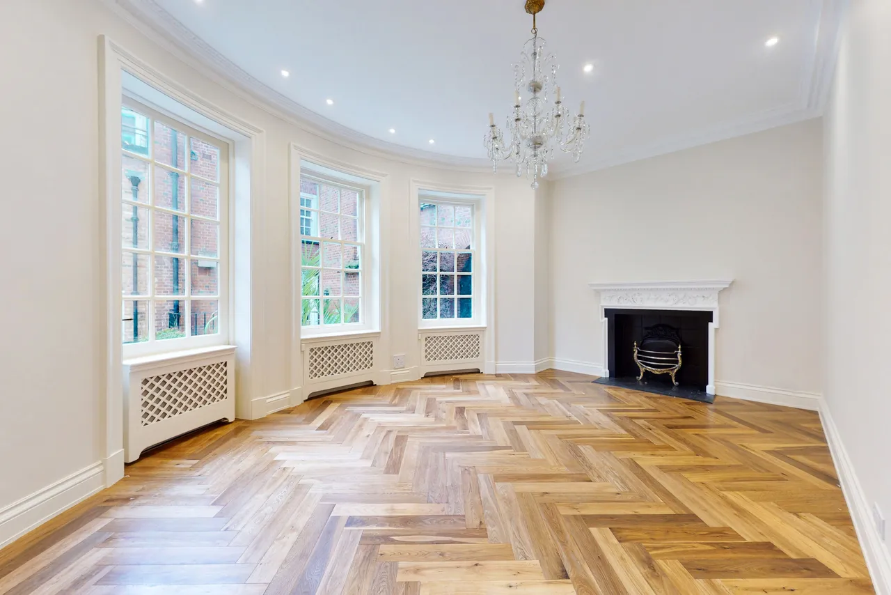 Upper Brook Street, Mayfair, London, photo 4