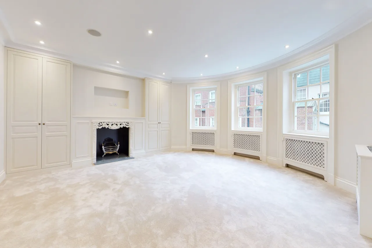 Upper Brook Street, Mayfair, London, photo 9