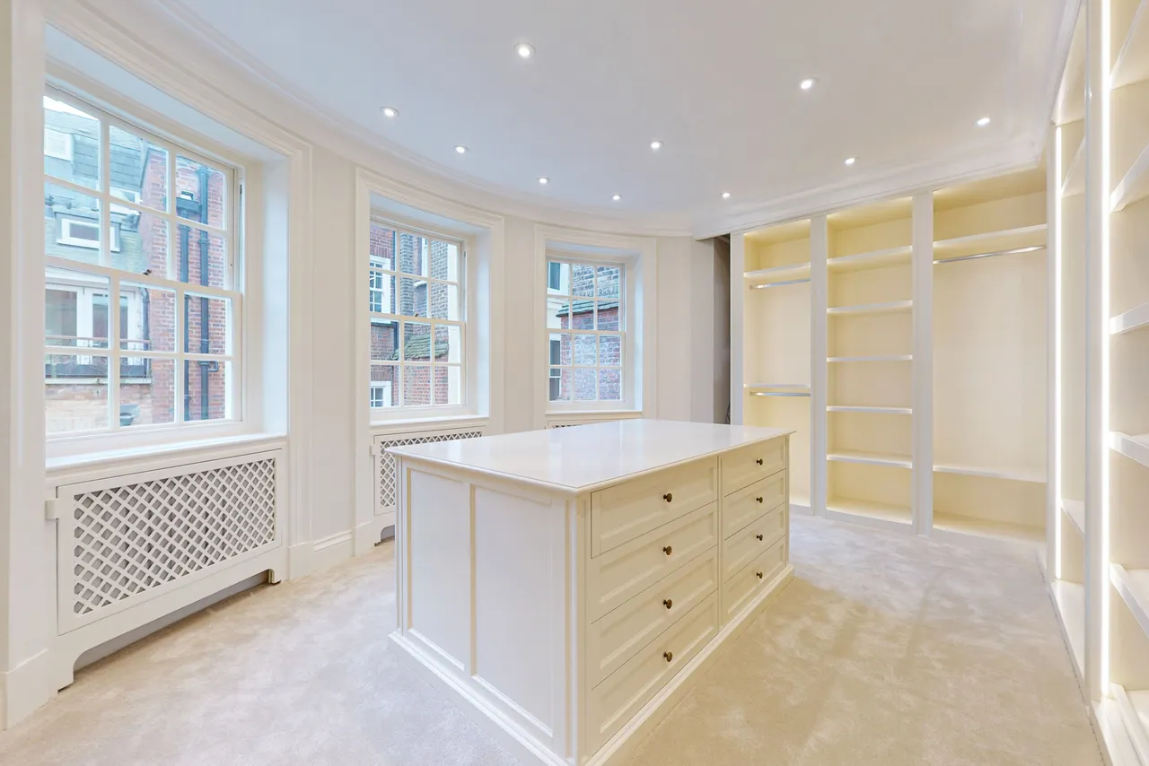 Upper Brook Street, Mayfair, London, photo 10
