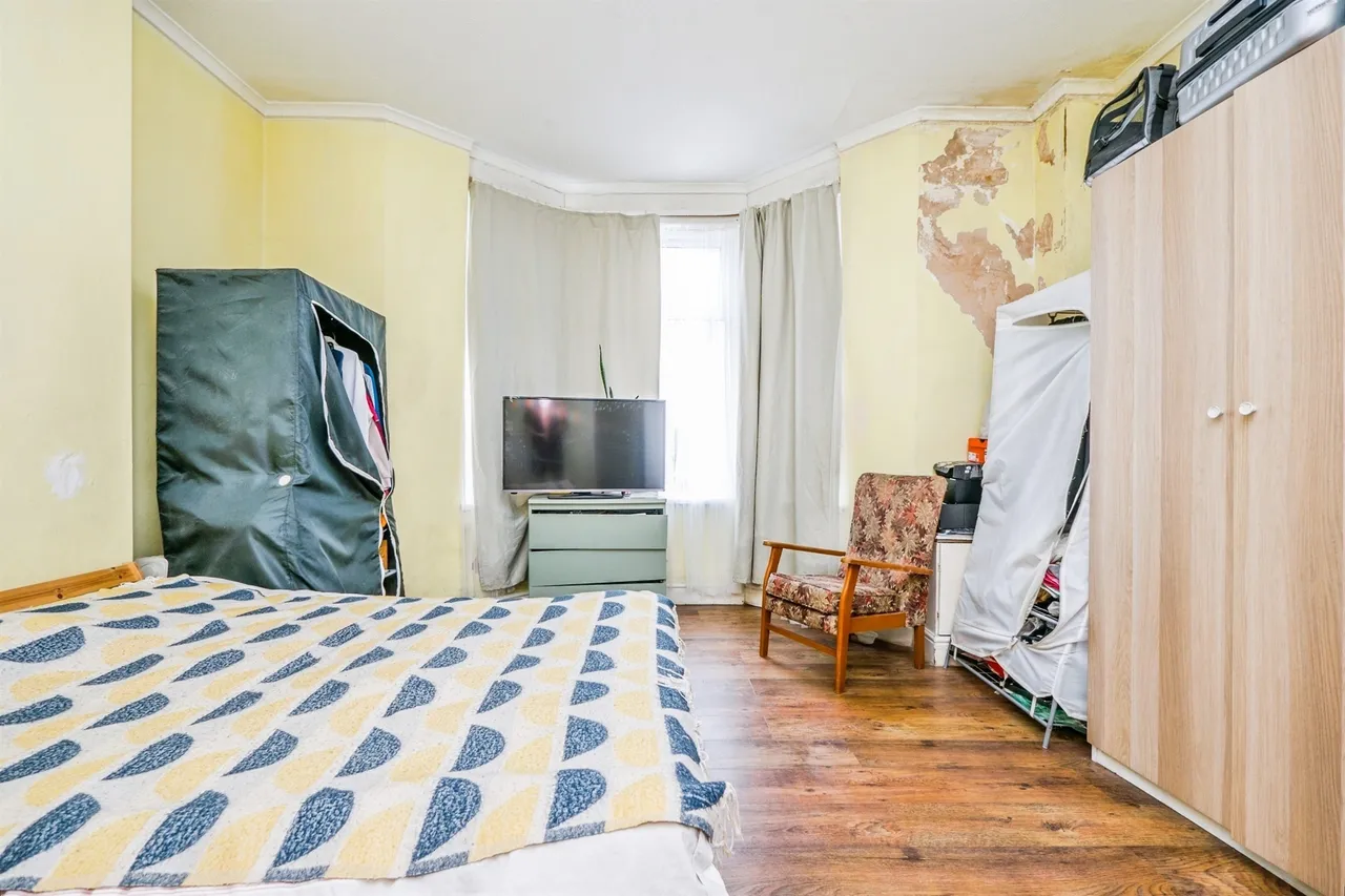 Claude Place, Roath, CF24, photo 7