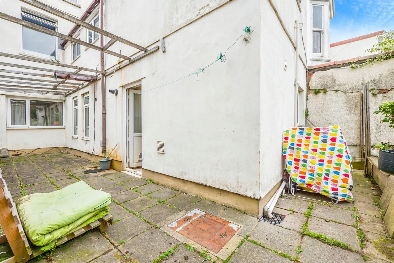 Claude Place, Roath, CF24, photo 6