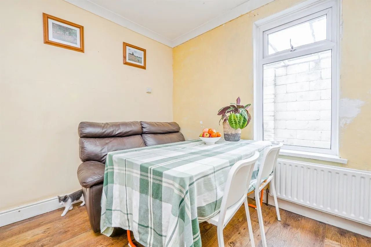Claude Place, Roath, CF24, photo 3