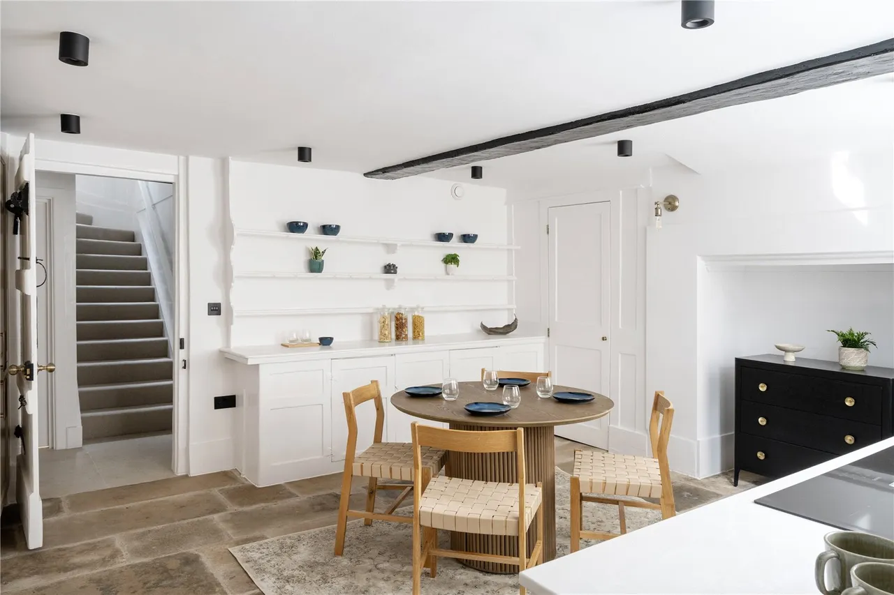 Chiswick Lane South, London, W4, photo 10