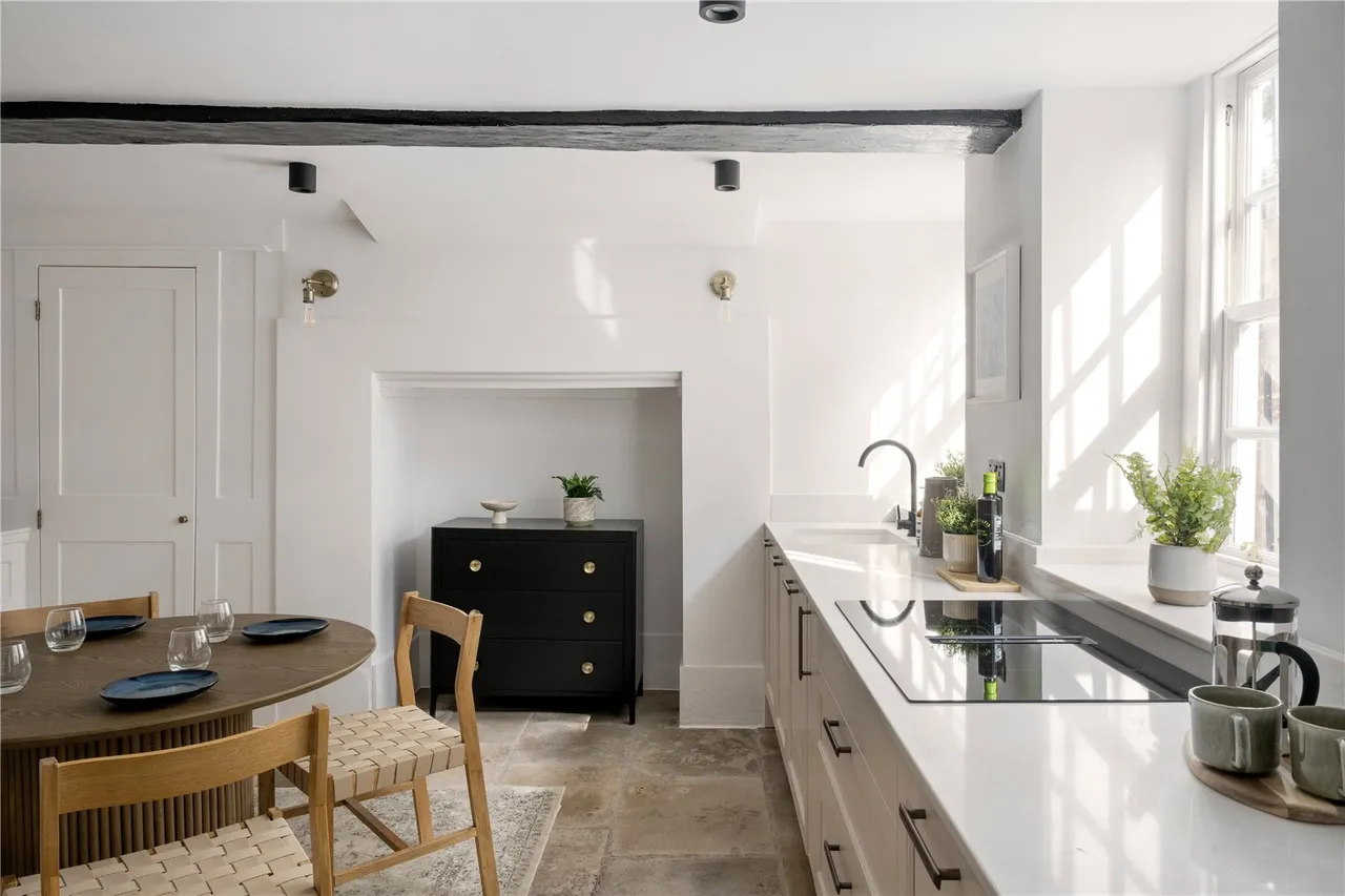 Chiswick Lane South, London, W4, photo 11