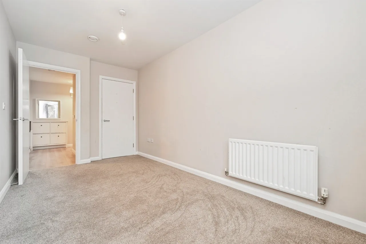 Queen Marys Avenue, Watford, photo 10