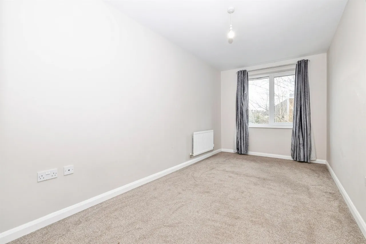 Queen Marys Avenue, Watford, photo 8