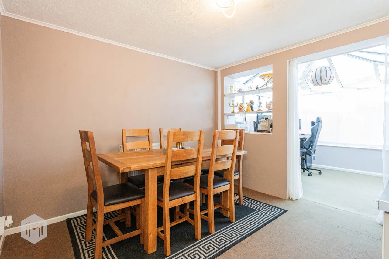 Philips Avenue, Farnworth, Bolton, BL4 9BJ, photo 4