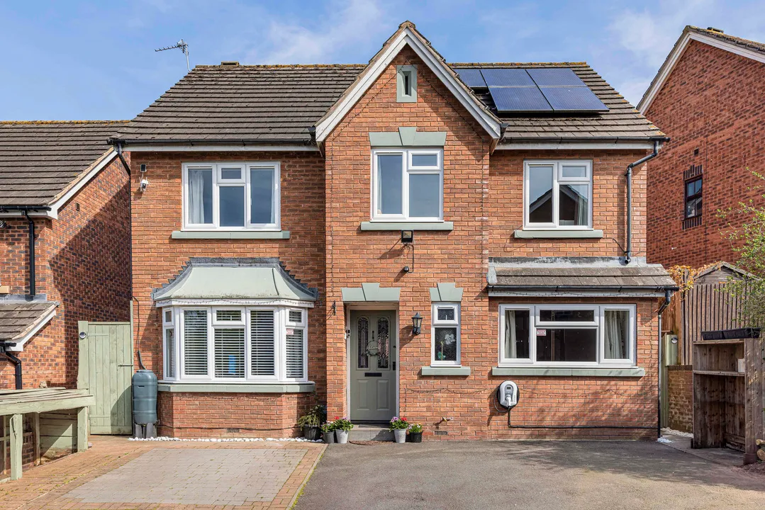 5 bed house for sale — Godiva Road, Leominster, Herefordshire, HR6 8TA