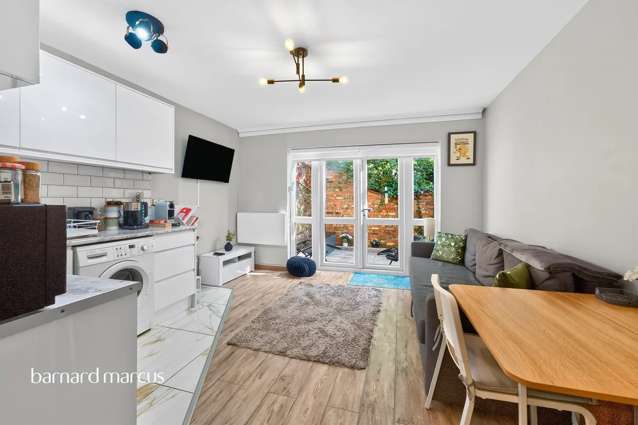 Elizabeth Place, London, photo 7