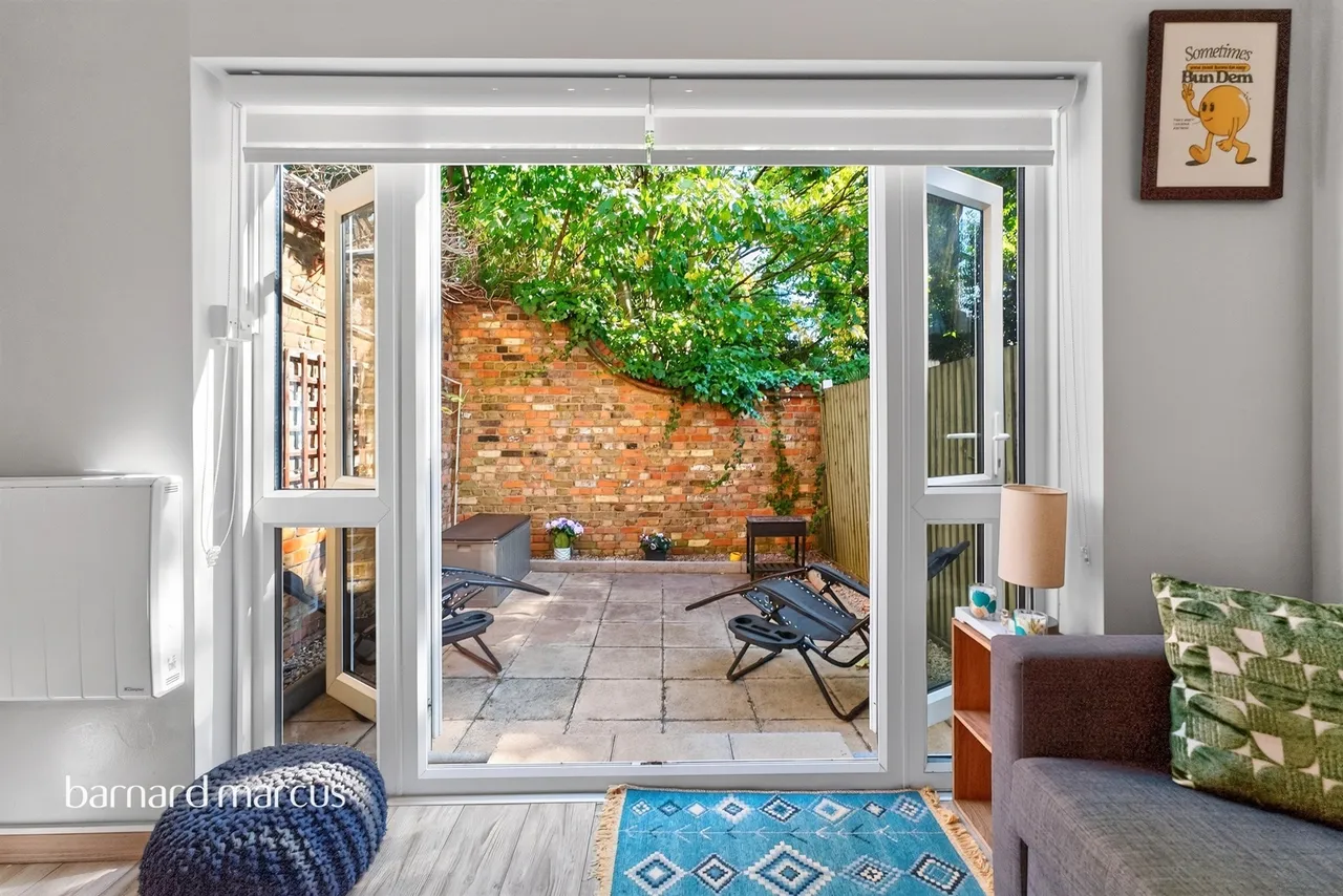 Elizabeth Place, London, photo 6