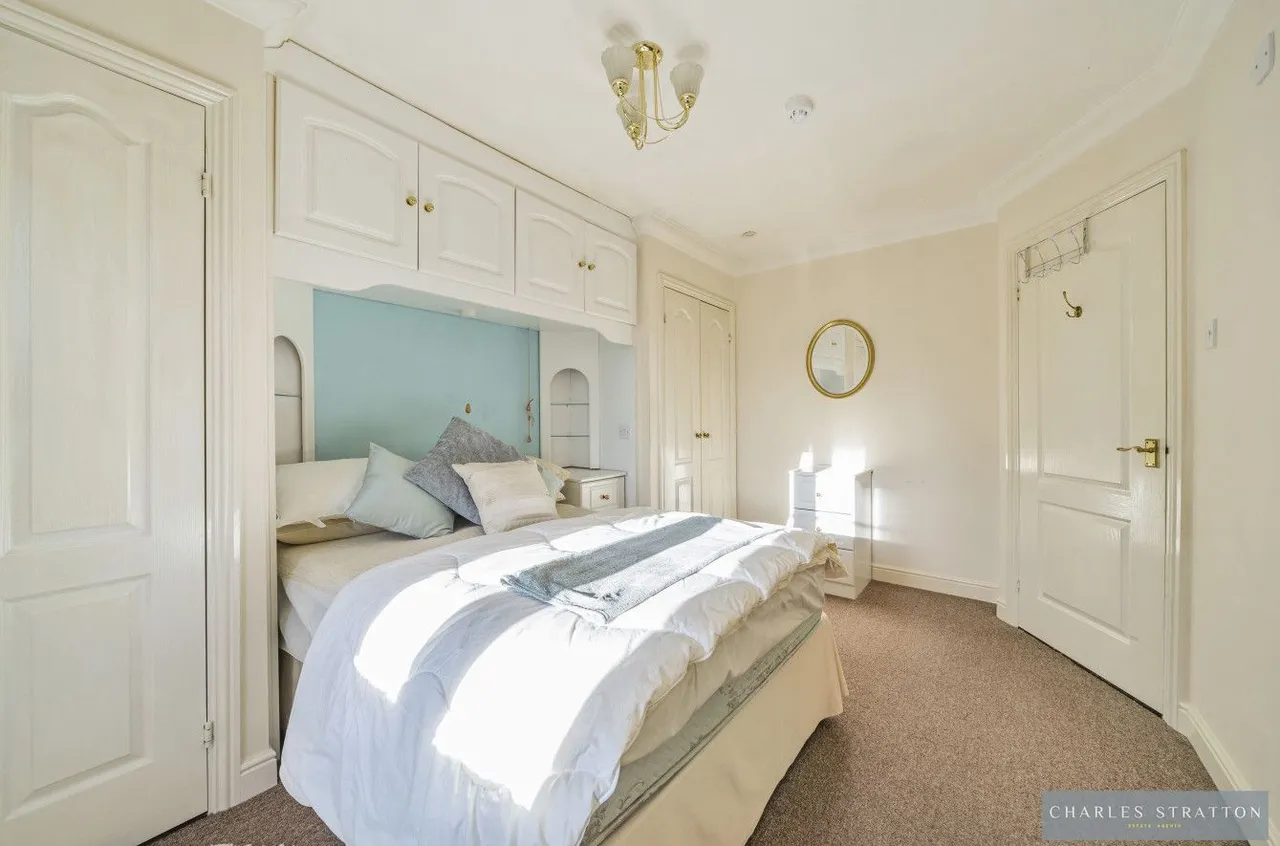 220A Main Road, Romford, Essex, RM2 5HR, photo 9
