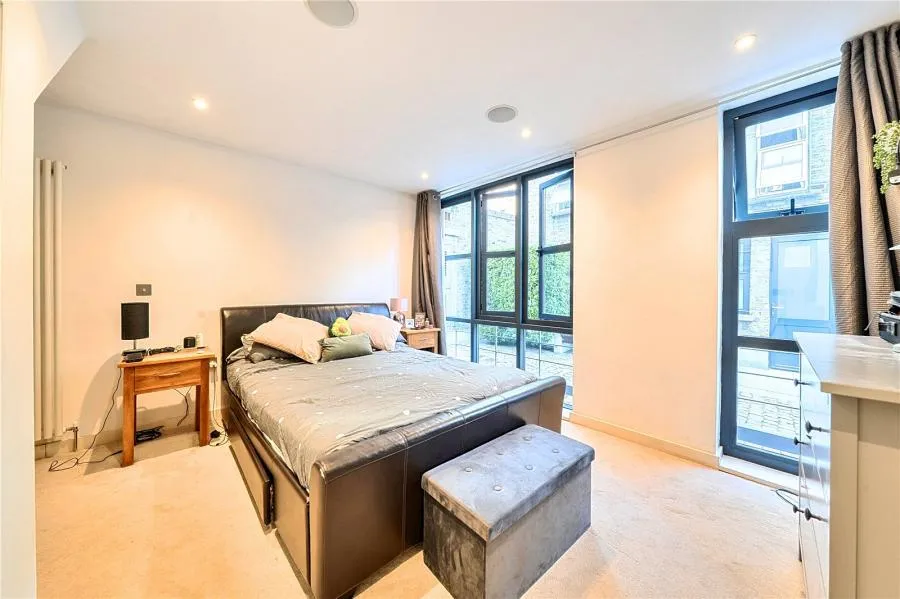 Marmion Mews, London, SW11, photo 5