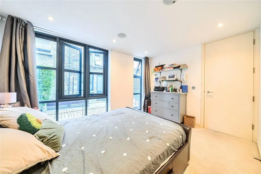 Marmion Mews, London, SW11, photo 6