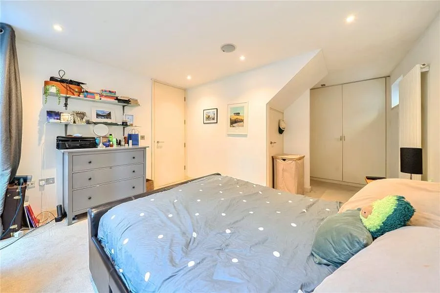 Marmion Mews, London, SW11, photo 12