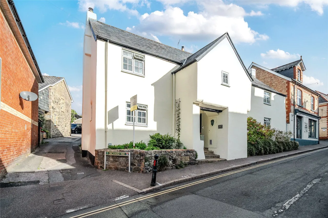 3 bed property for sale, Fore Street, Bovey Tracey, TQ13
