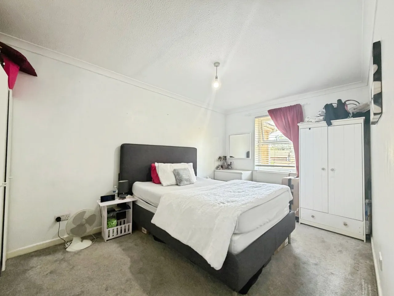 Redgrave Court, Star Lane, Ash, Surrey, GU12 6PA, photo 5