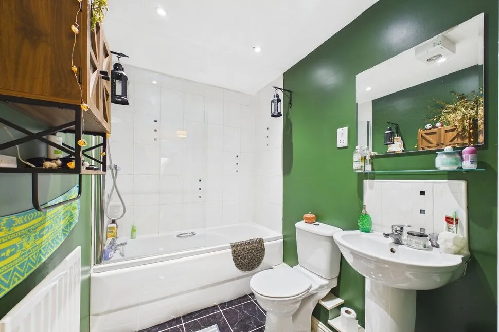 Holly Way, Leeds, West Yorkshire, LS14, photo 5