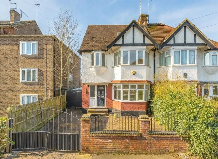 4 bed house for sale — Sydney Road, Muswell Hill, N10
