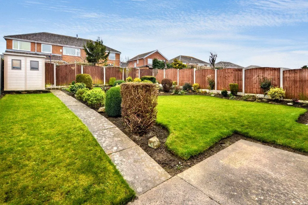 Fairfield Walk, Ossett, WF5, photo 8
