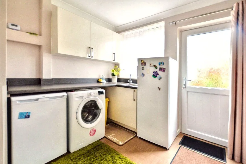 Fairfield Walk, Ossett, WF5, photo 10
