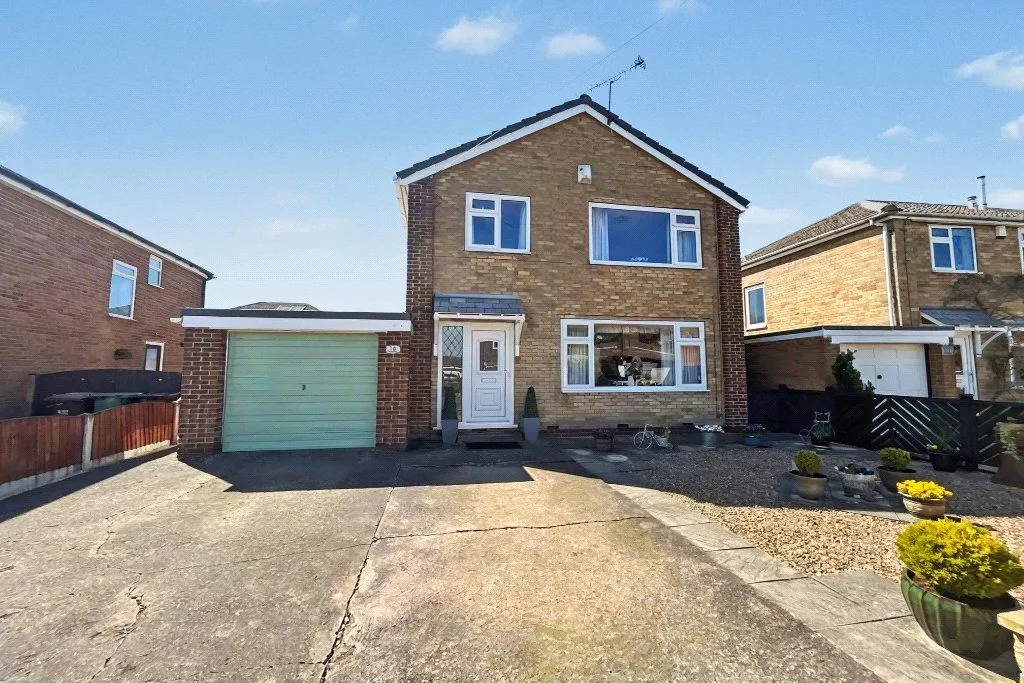 3 bed house for sale, Fairfield Walk, Ossett, WF5