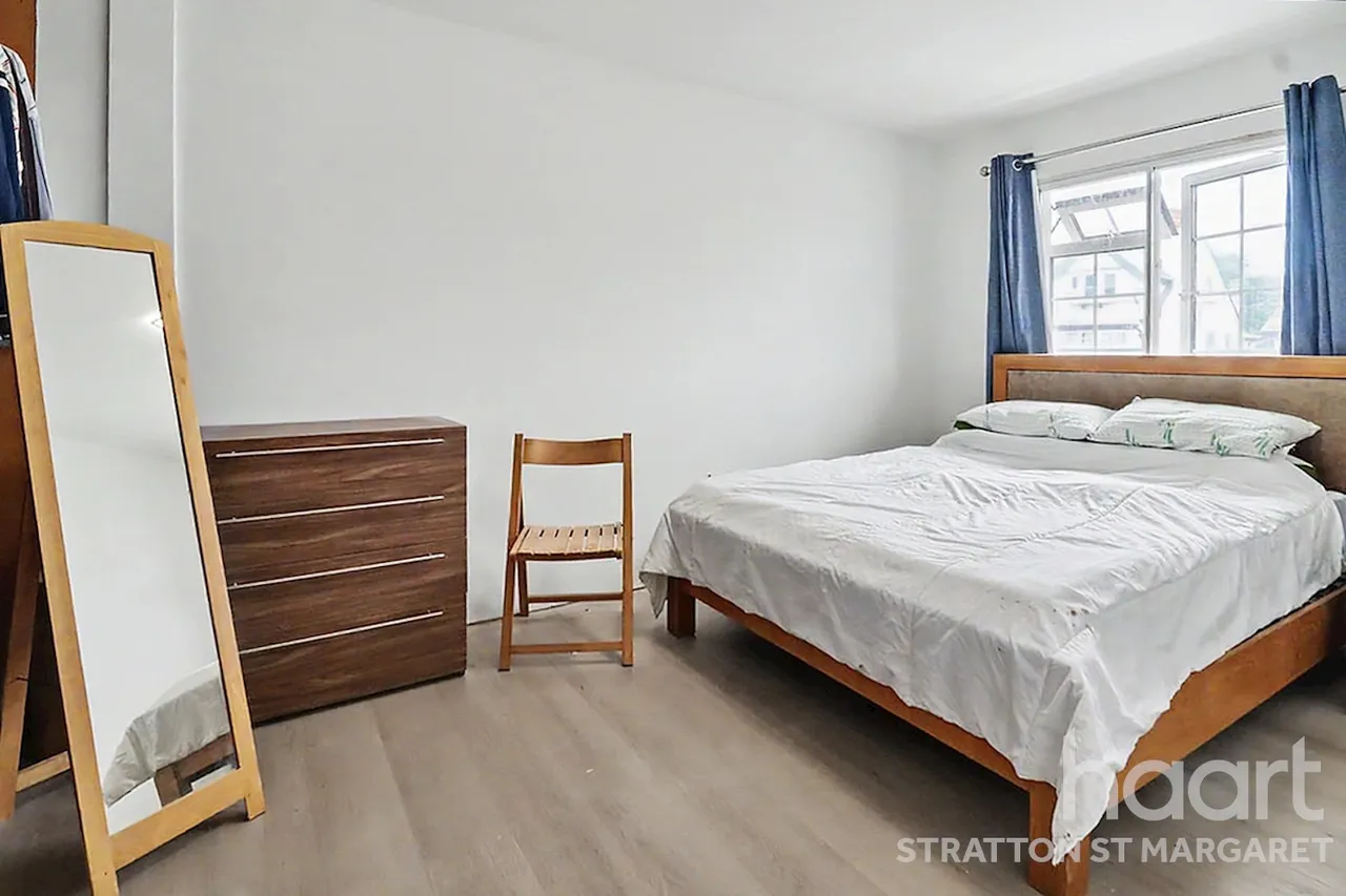 London Road, Marlborough, SN8, photo 4