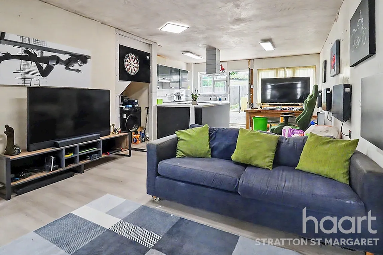 London Road, Marlborough, SN8, photo 3