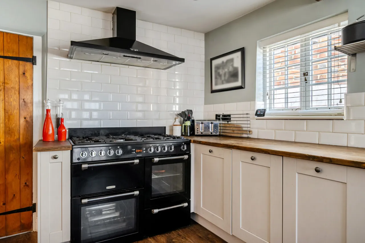 Charnham Street, Hungerford, RG17, photo 6