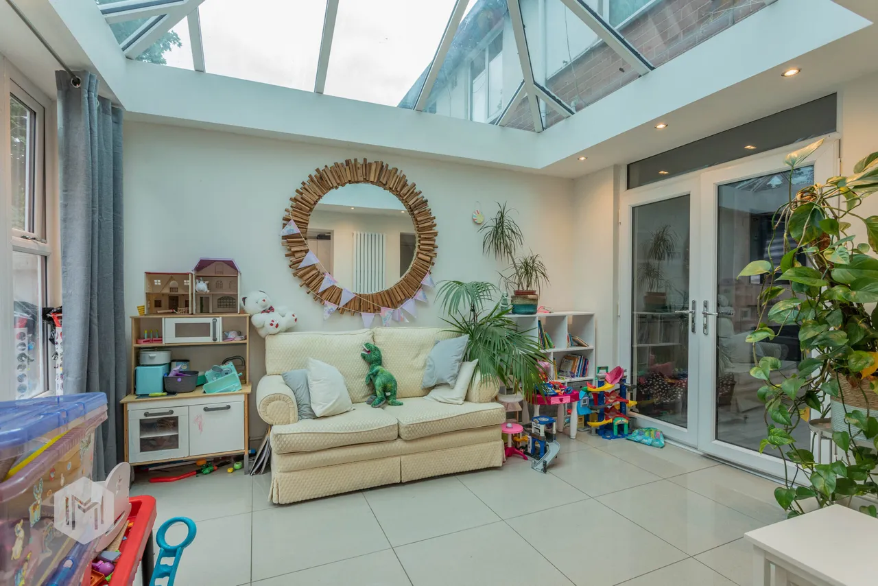 Knott Lane, Bolton, BL1 5TG, photo 10