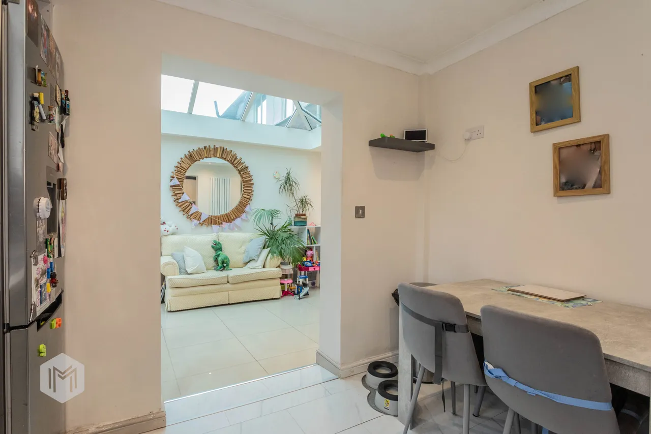 Knott Lane, Bolton, BL1 5TG, photo 12