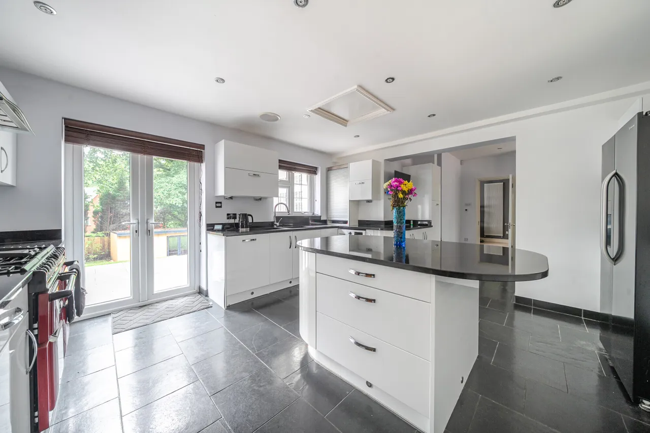 Reading Road North, Fleet, GU51, photo 2