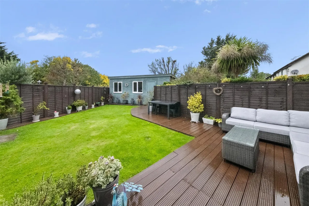 Colham Green Road, Hillingdon, photo 6