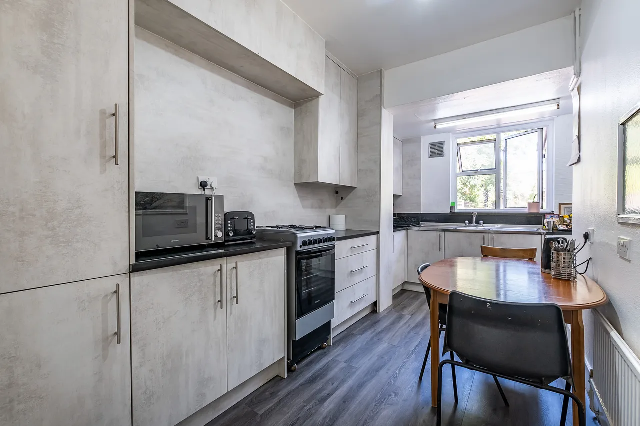 Cholmondeley Avenue, London, NW10, photo 3