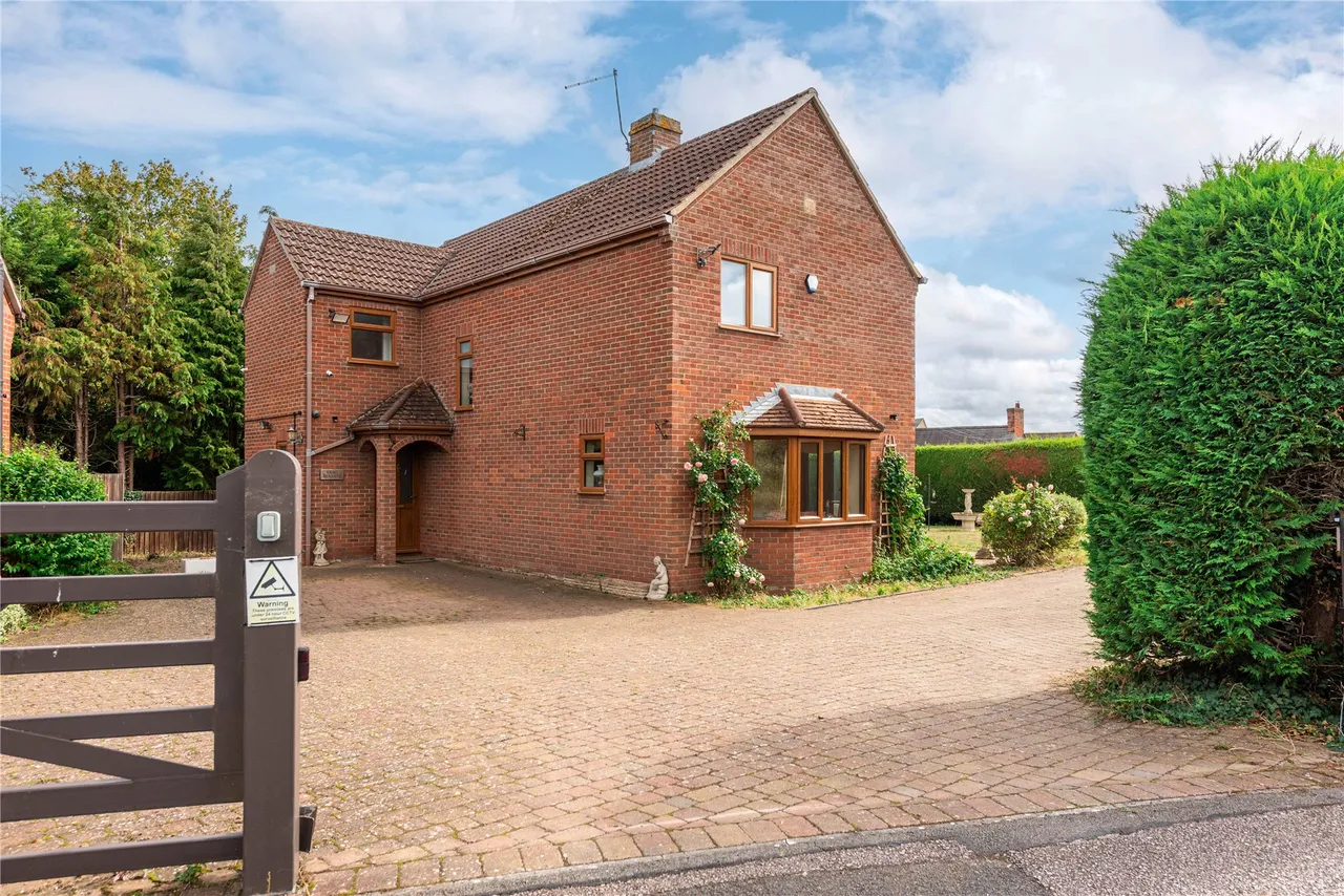 Northampton Road, Lavendon, MK46, photo 9