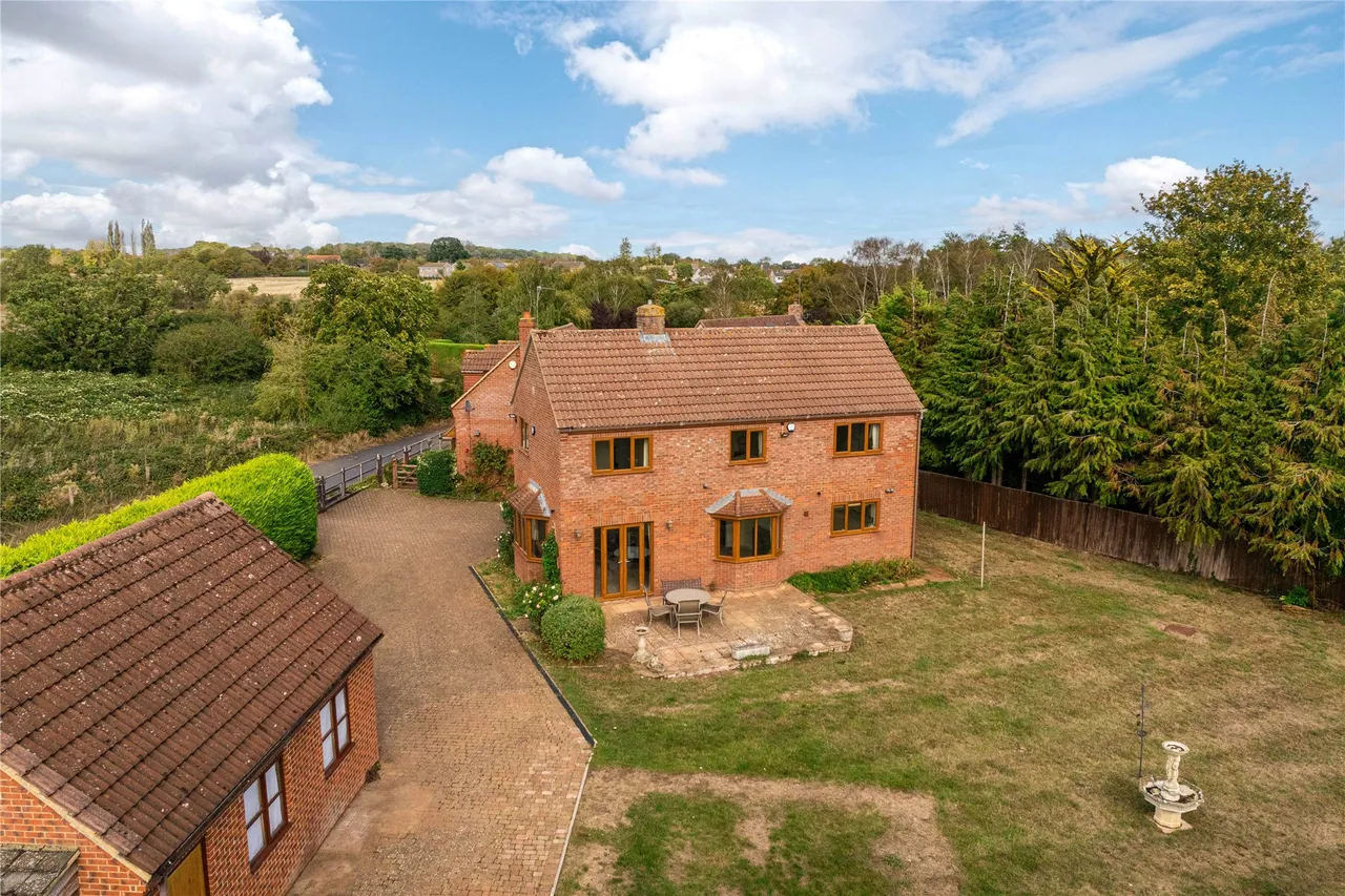 Northampton Road, Lavendon, MK46, photo 12
