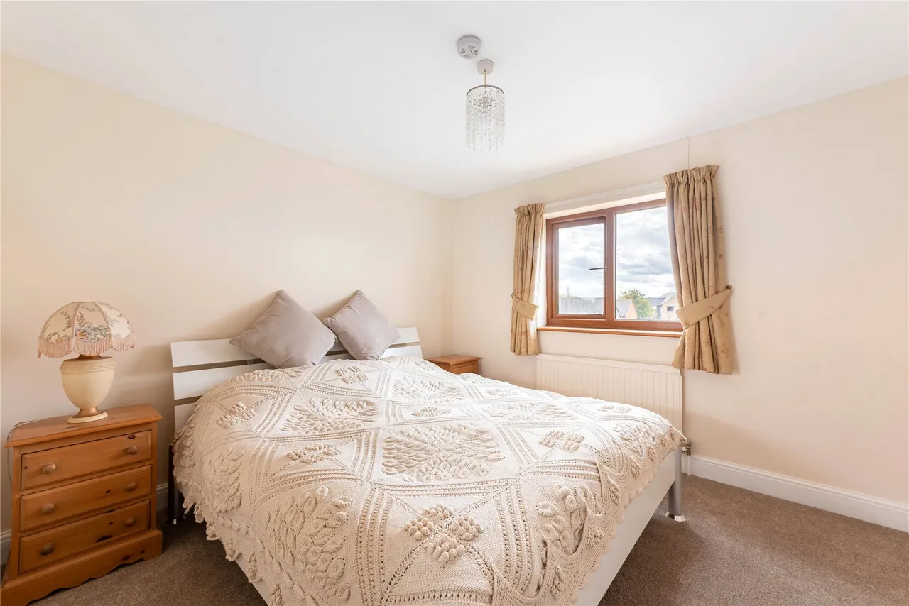 Northampton Road, Lavendon, MK46, photo 15