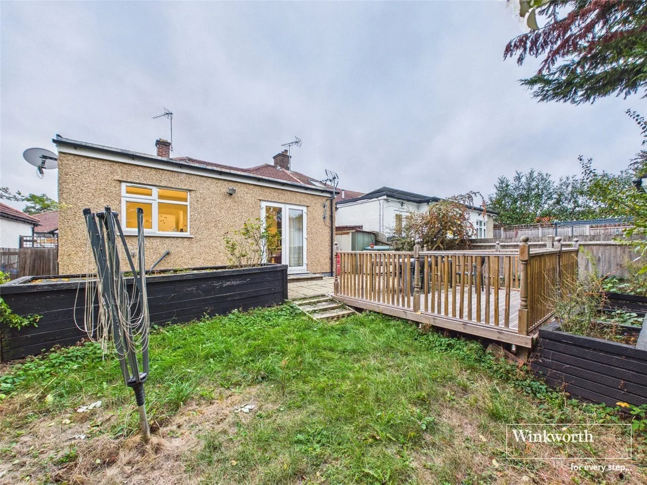 Tudor Close, Kingsbury, NW9, photo 10