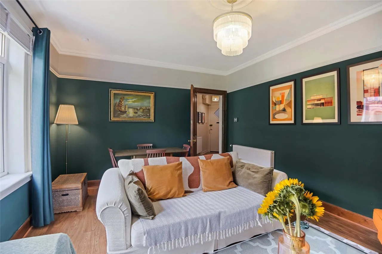 Dixon Avenue, Glasgow, Glasgow City, G42, photo 6