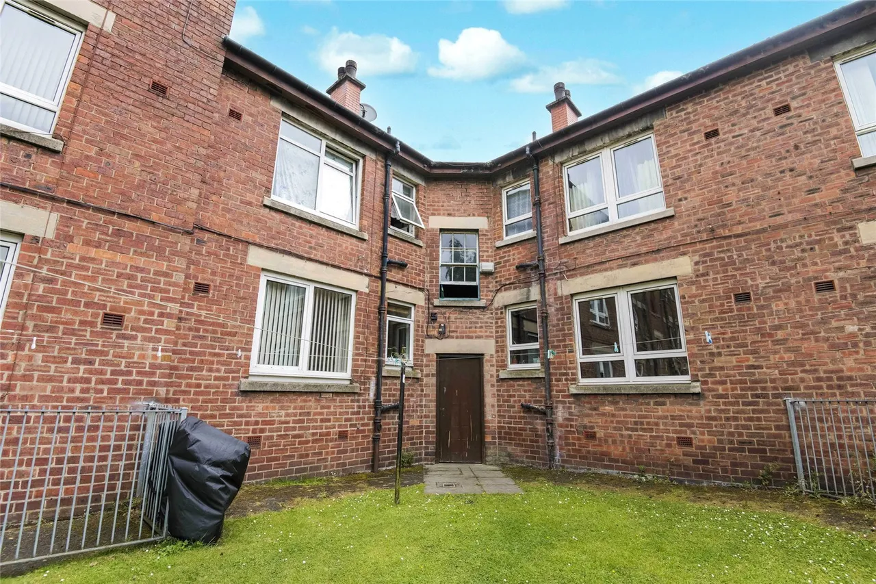 Dixon Avenue, Glasgow, Glasgow City, G42, photo 17