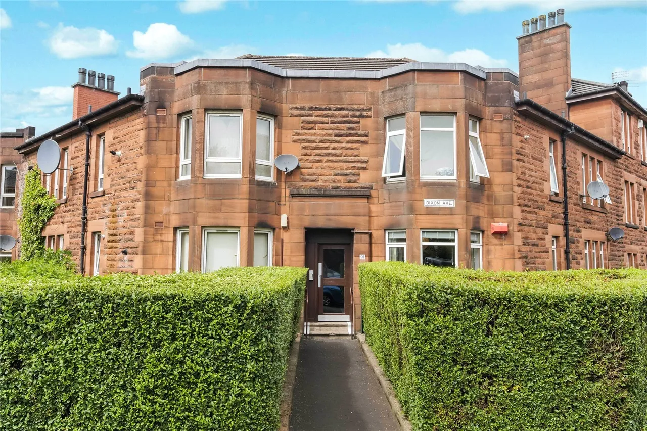 2 bed flat for sale — Dixon Avenue, Glasgow, Glasgow City, G42