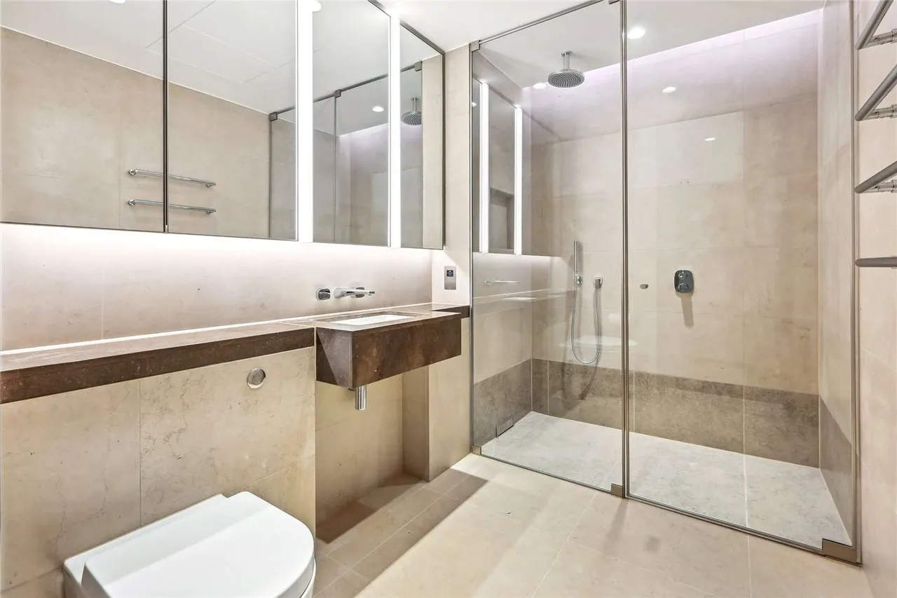 Kings Gate Walk, Westminster, London, SW1E 6AN, photo 8