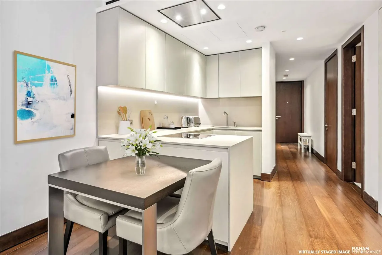 Kings Gate Walk, Westminster, London, SW1E 6AN, photo 4