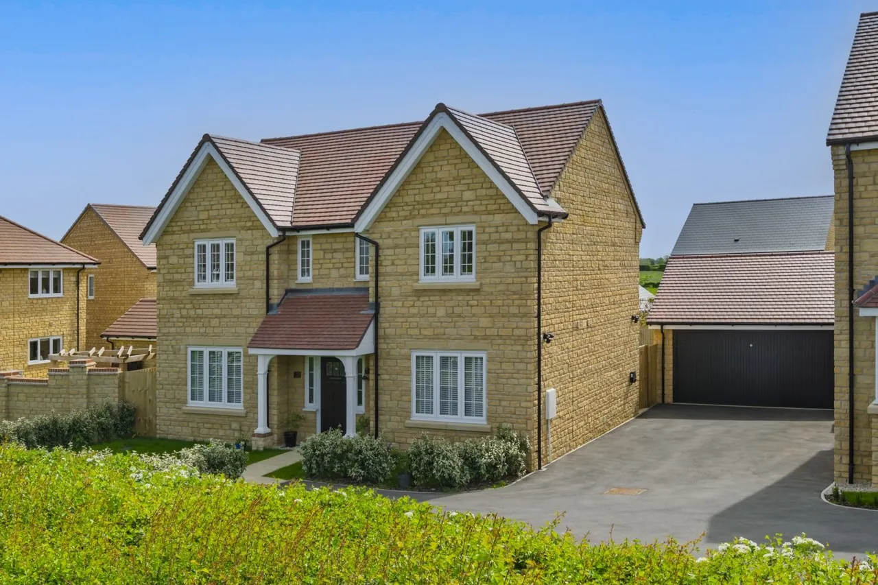 Price Close, Malmesbury, SN16, photo 17