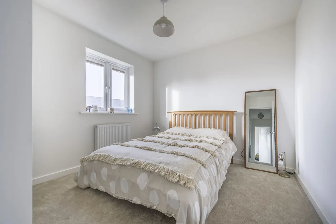 Price Close, Malmesbury, SN16, photo 8
