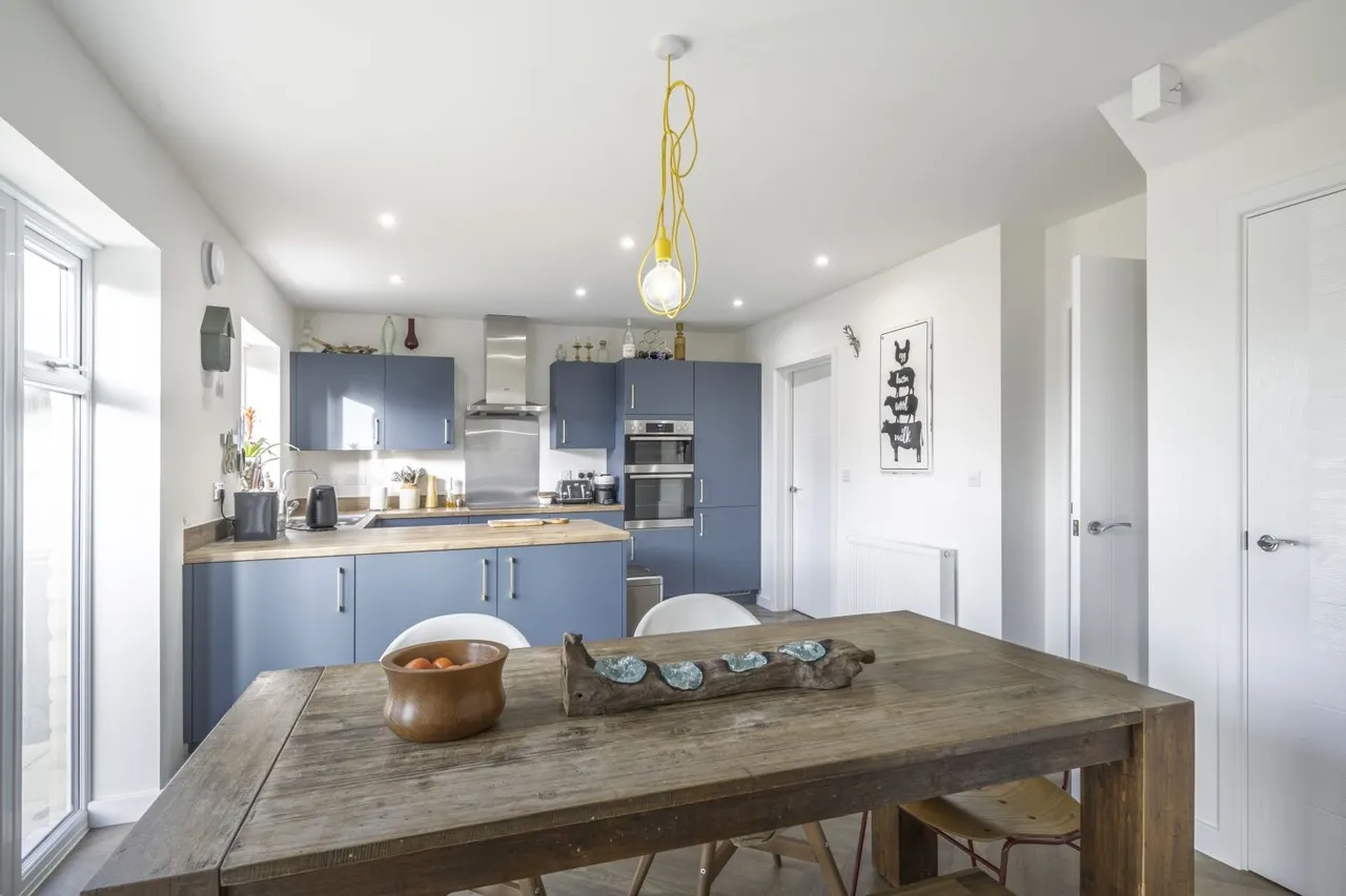 Price Close, Malmesbury, SN16, photo 7