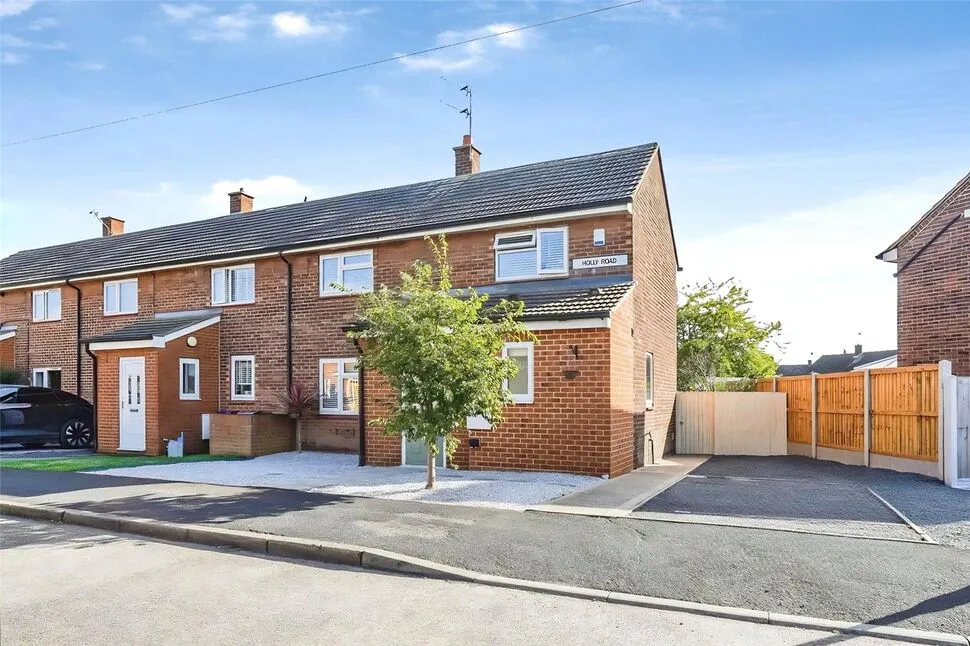 2 bed house for sale, Holly Road, Auckley, DN9