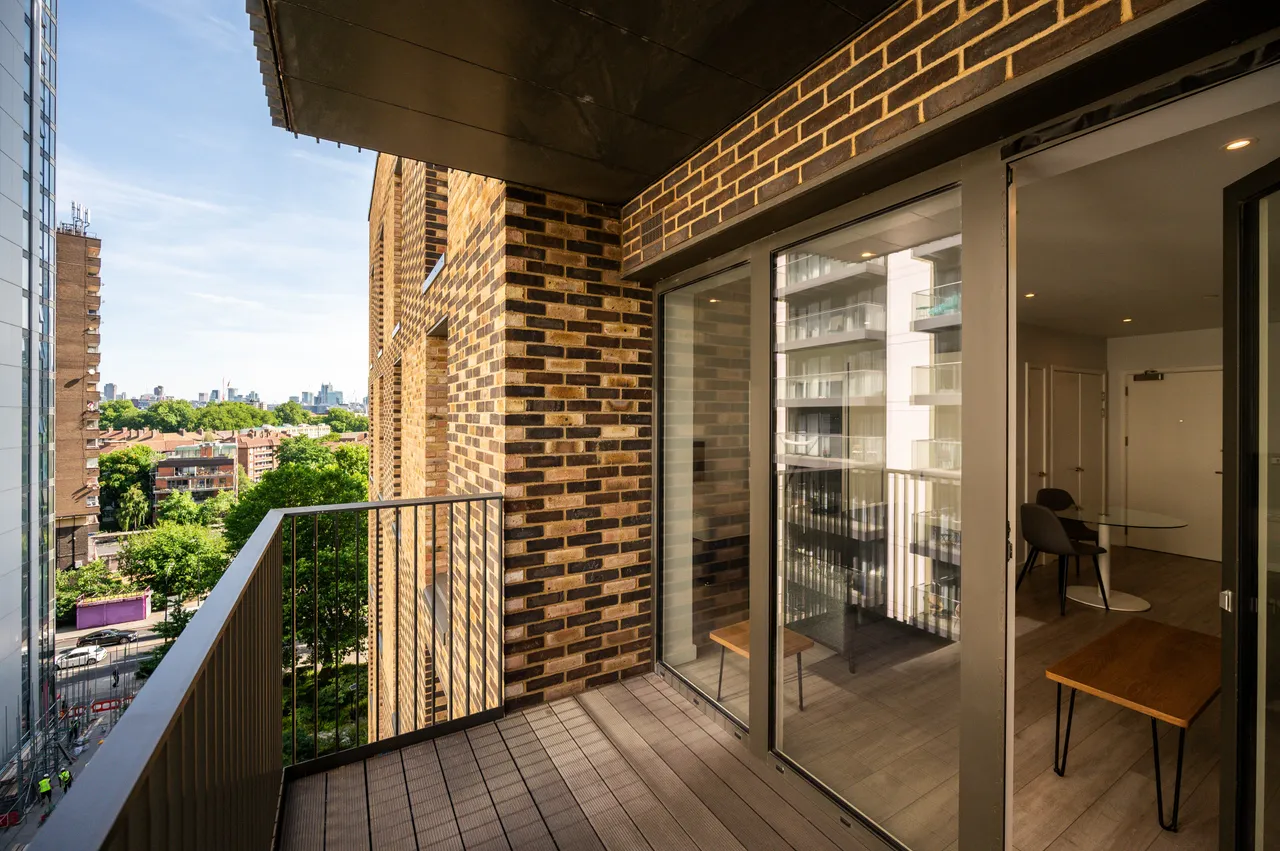 Apartment 305, Aytron Court, 6 New Lion Way, London, photo 10