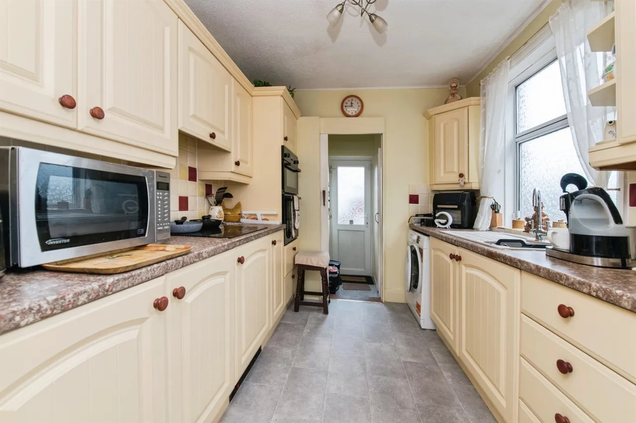Glenmore Road, Exeter, photo 3