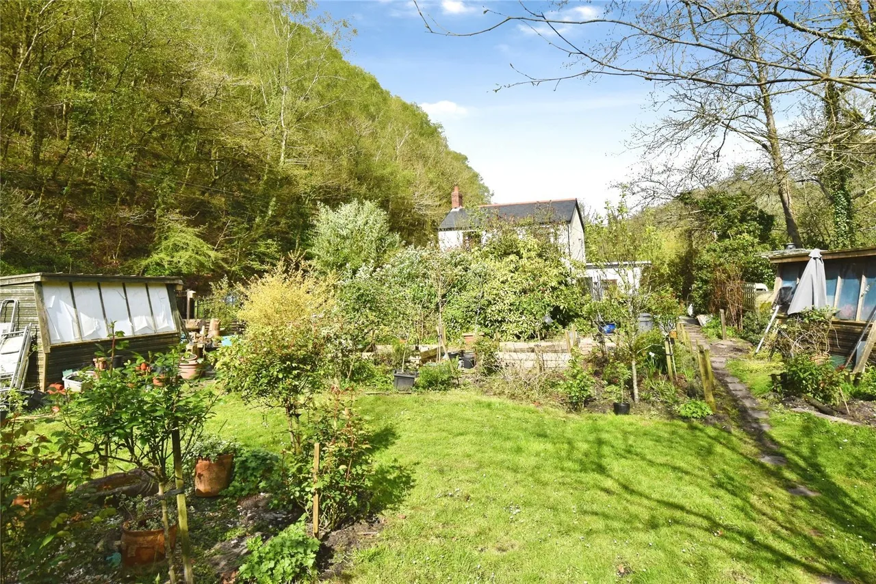 The Lone, Clydach, SA6, photo 20